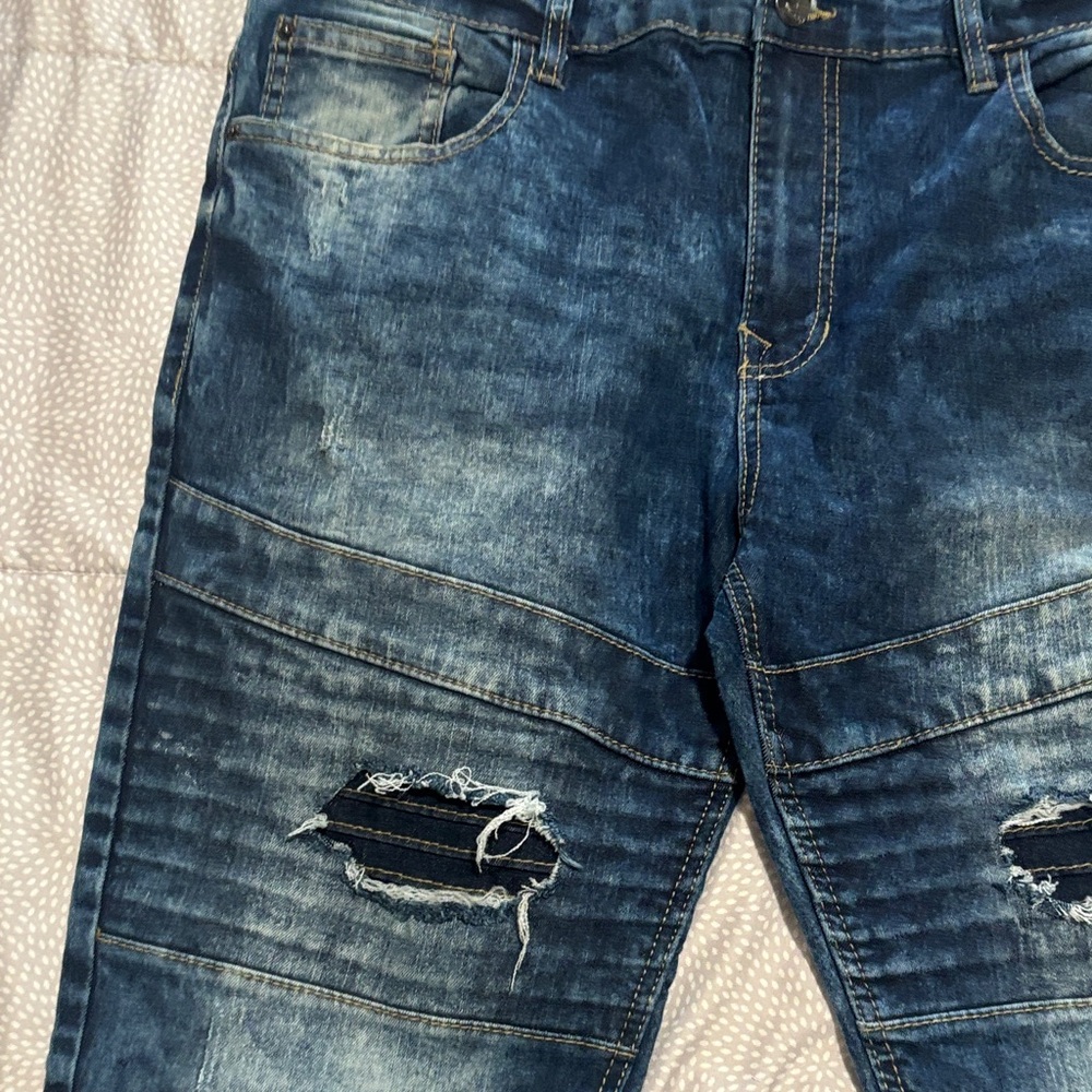Slim Straight Men's Distressed Blue Denim Jeans